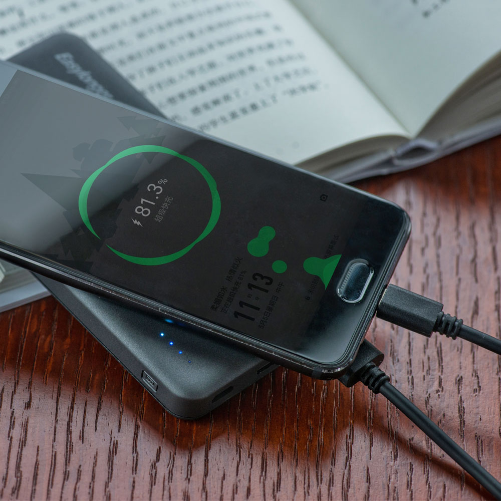 18W QC/PD雙向快充移動(dòng)充電寶|深圳移動(dòng)電源工廠批發(fā) YN-040P